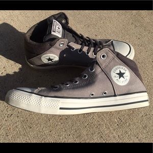 High Top gray converse